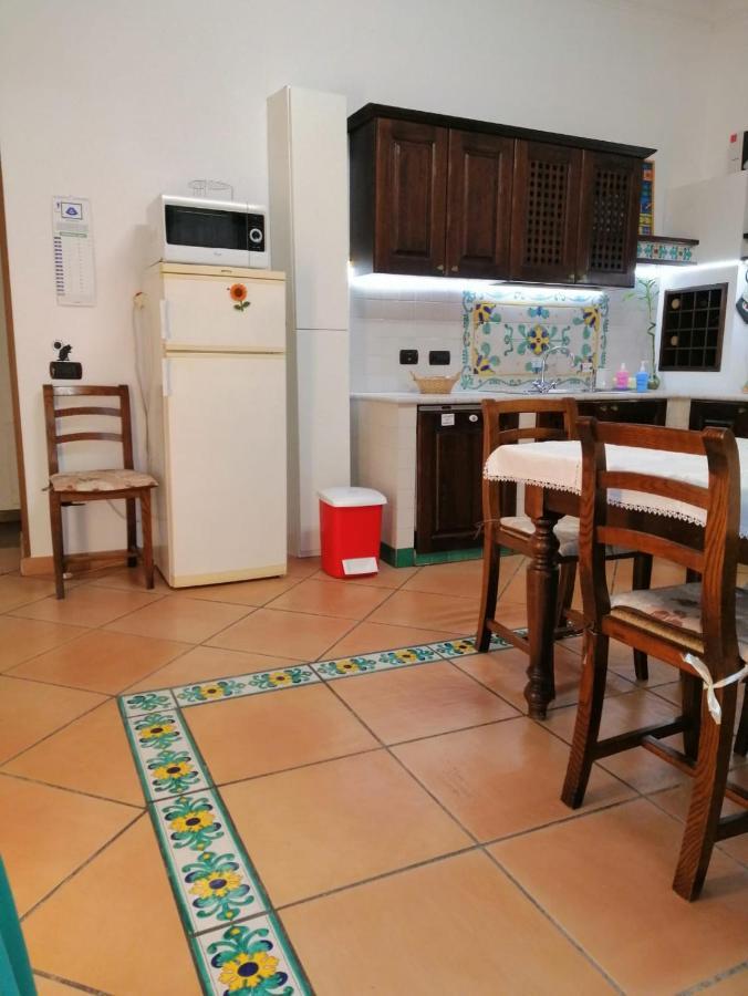 La Casa Di Tania A Napoli Apartment Ngoại thất bức ảnh