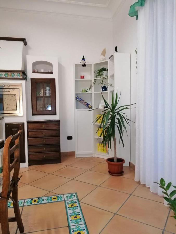 La Casa Di Tania A Napoli Apartment Ngoại thất bức ảnh