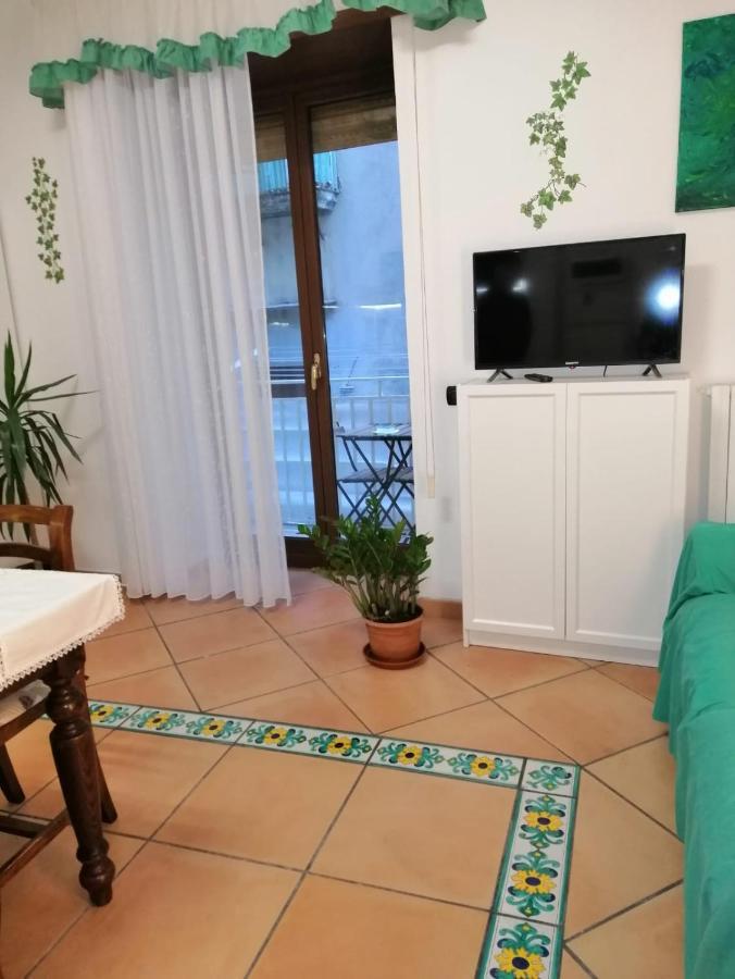 La Casa Di Tania A Napoli Apartment Ngoại thất bức ảnh