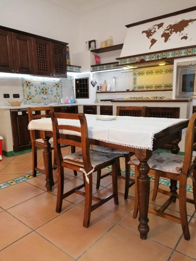 La Casa Di Tania A Napoli Apartment Ngoại thất bức ảnh