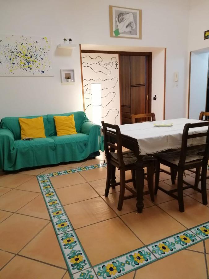 La Casa Di Tania A Napoli Apartment Ngoại thất bức ảnh