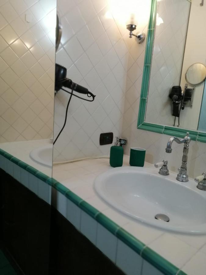 La Casa Di Tania A Napoli Apartment Ngoại thất bức ảnh